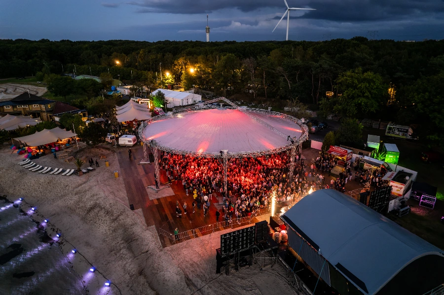 Jubileumfeest organiseren op eigen terrein